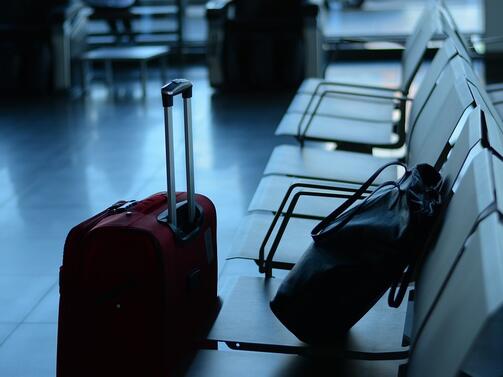 През февруари пътуванията на български граждани в чужбина са били
