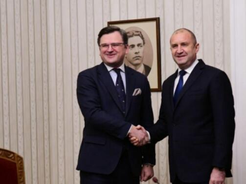 Продължава посещението на украинския външен министър Дмитро Кулеба у нас.