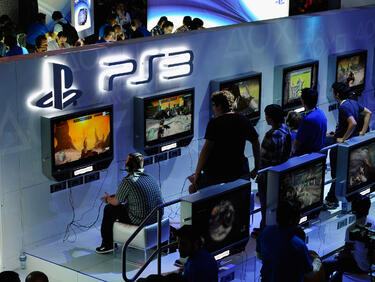 Sony намалява цените на PlayStation 3