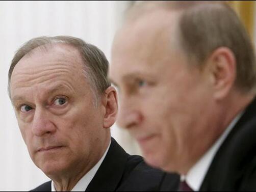 Само трима-четирима души от обкръжението на руския президент Владимир Путин
