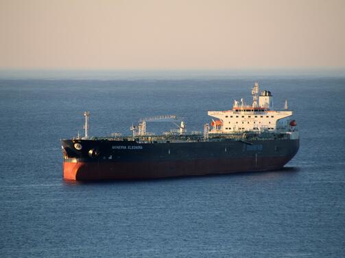 Нападатели превзеха танкер свързан с Израел край бреговете на Аден