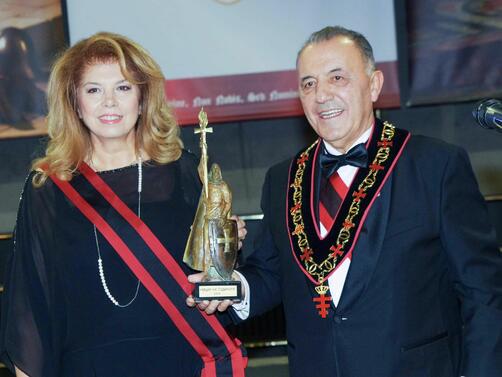 Вицепрезидентът Илияна Йотова получи награда Рицар на годината заради работата