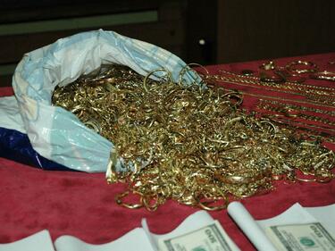 НАП Варна продаде на търг близо 10 кг. злато 