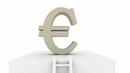 Еврозоната ще си "стъпи на краката" до 3 години