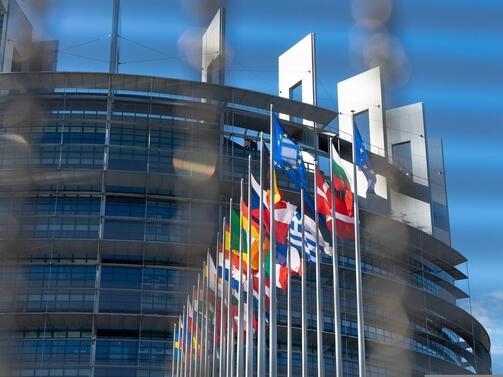 Преговарящите от Съвета на Европейския съюз ЕС и Европейския парламент