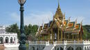Тайланд се радва на министри-милионери