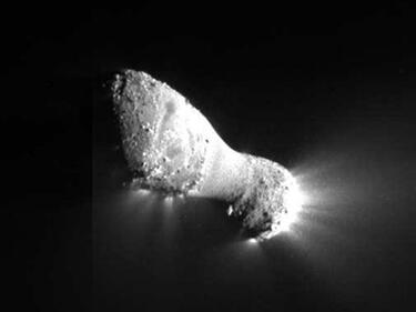 Откриха океанска вода в комета