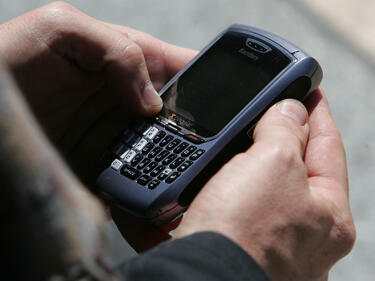 Неволите за потребителите на BlackBerry продължават