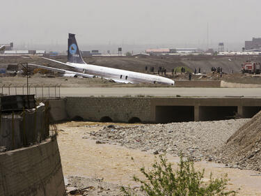 Самолетна катастрофа в Иран