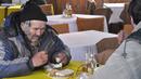 Топъл обяд за 98 социално слаби във Враца 