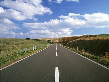 Ремонтират 700 км пътища в страната 