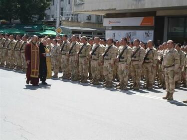 Изпратиха последния български контингент за Афганистан (СНИМКИ)