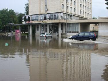 Вземаме от Европа още пари за наводненията