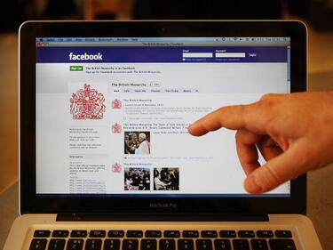 3 милиона души се борят за 50 ваучера във Facebook 