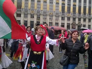 За трета година Кристалина Георгиева поведе българското хоро в Брюксел