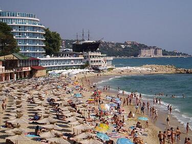 Държавата отказа да финансира ваучери за българи в родните курорти