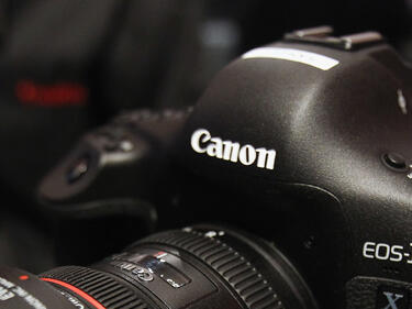 Canon ще прави безогледални фотоапарати