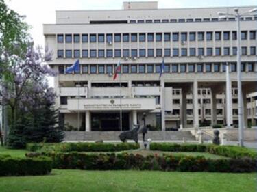 Посолството ни в Швеция няма пари за билети за закъсалите българи