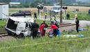 Деветима загинаха при катастрофа между влак и микробус в Полша
