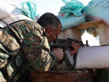 Турската наземна инвазия в Сирия продължава, убити са 30 кюрдски бойци