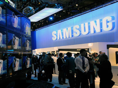 Samsung преосмисля условията на труд в Китай
