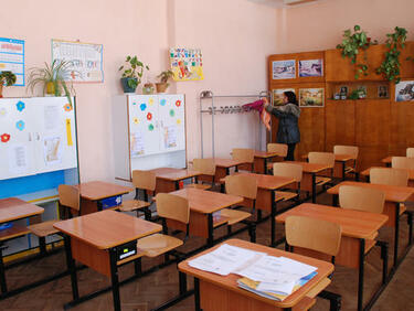 Сръбските власти срещу българското училище в Босилеград