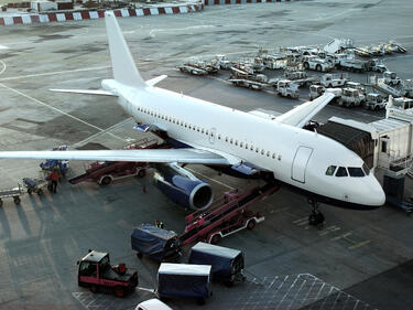 Два самолета прибират от Либия българите