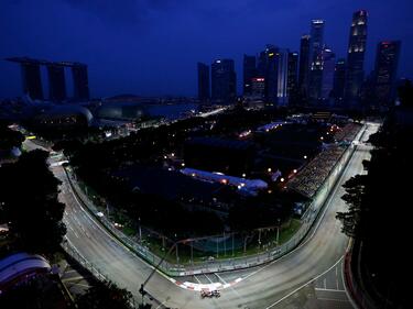 Гран при на Сингапур остава във Формула 1 до 2017