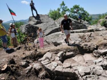 Откриха голям тракийски комплекс с римска крепост край Хасковските минерални бани