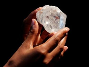 Брекзит подби цената на най-големия диамант в света
