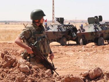 Турция изпрати още танкове в Северна Сирия