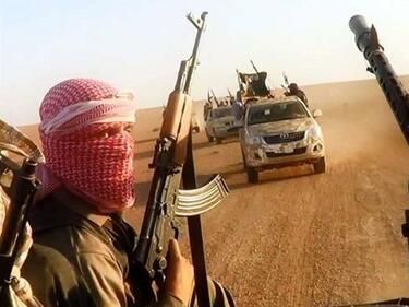 300 джихадисти-дезертьори от Европа се укриват бунтовнически лагер в Сирия