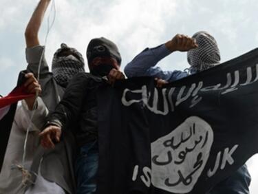 Жители на Мосул: Джихадистите масово се бръснат