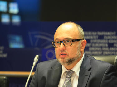 Емил Стоянов напуска Европейския парламент