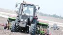 7000 беларуски трактори обработват нашите ниви