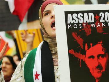 Международната общност обмисля военна помощ за сирийската опозиция