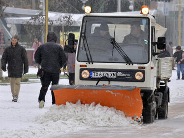 Зимата отцепи Добрич – затвори пътища, села са без ток и вода