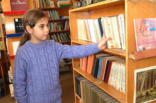 9-годишно момиченце прочете 289 книги за една година 