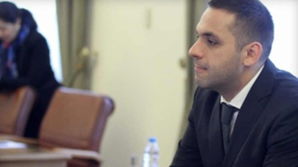 Министърът на икономиката Емил Караниколов предлага с постановление на Министерския