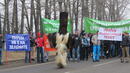 300 души излязоха на пореден протест край Банско