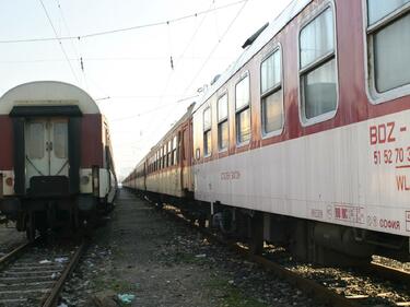 Два допълнителни влака между София и Банкя