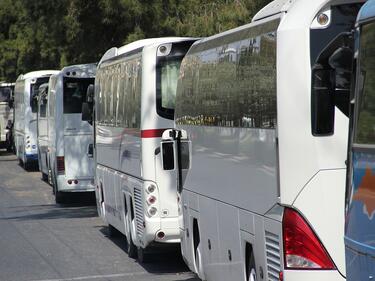 Автобусните превози поскъпват заради екотакси