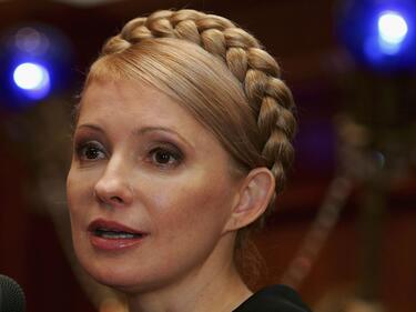 Тимошенко обвинена във финансови злоупотреби 