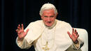 Папата се оттегля заради корупция и хомосексуализъм във Ватикана