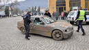 <p>Мъж бе задържан в Сливен заради опасно шофиране пред сградата на общината</p>