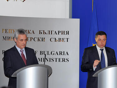 Янев със сигнали срещу двама министри от служебния кабинет