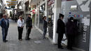 Кипърските банки са затворени... но не за всеки 