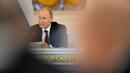 Путин освободи трети министър на Медведев