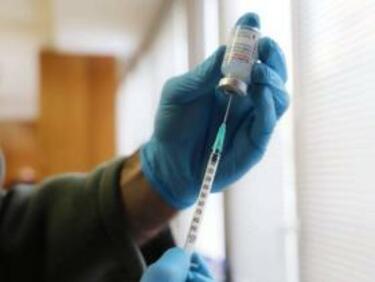 МЗ отново публикува важна информация за прилагането на ваксините