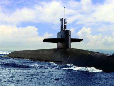 Руски адмирал оповести сензационна версия за драмата с подводницата "Курск"